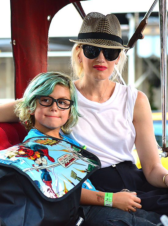 знаменитые дети которые красятся, знаменитые дети которые носят макияж