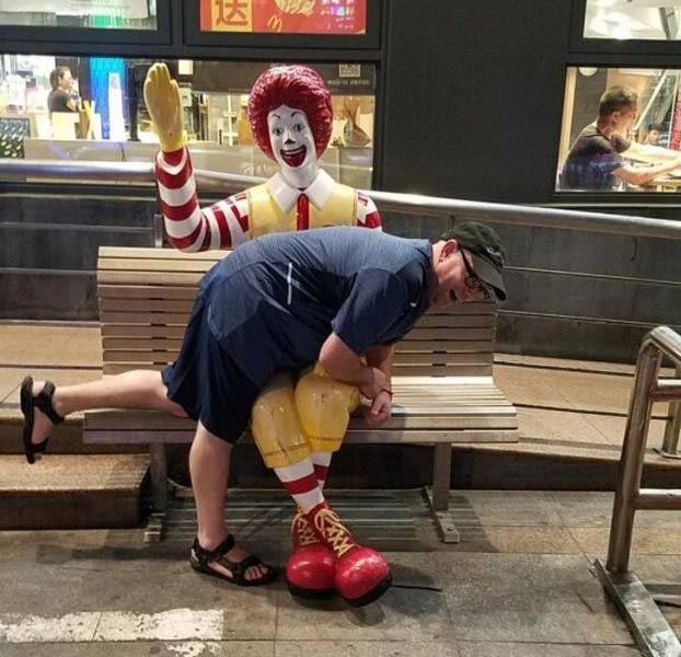 семейное безумие, семейные подколы, семейные розыгрыши, розыгрыши семьи