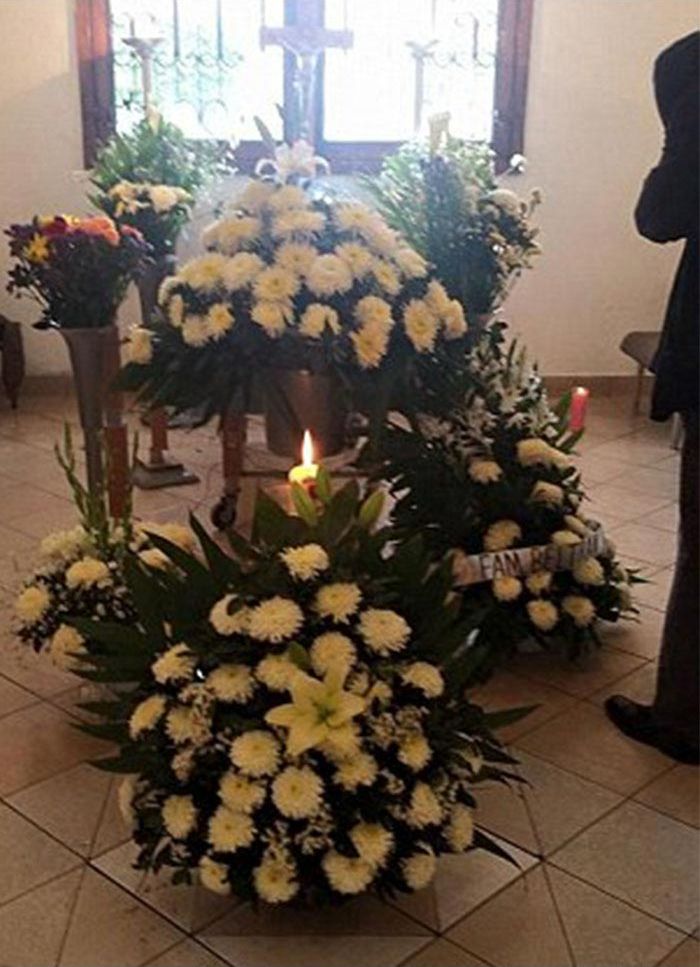 25 раз, когда люди почтили память своих близких самыми трогательными способами трогательный способ почтить память, люди почтили память близких, необычные похороны, случаи на похоронах