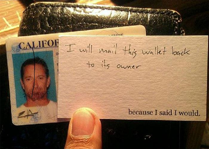 25 раз, когда люди почтили память своих близких самыми трогательными способами трогательный способ почтить память, люди почтили память близких, необычные похороны, случаи на похоронах