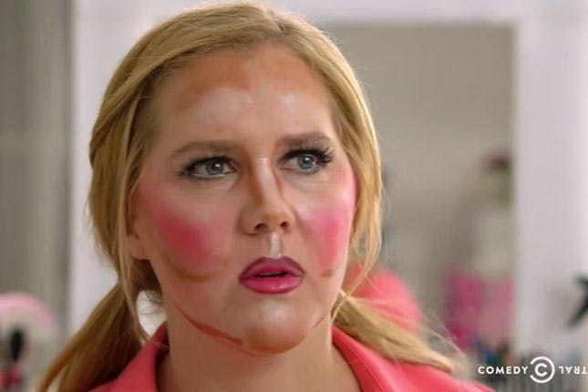 Перед тобой 15 примеров неудачного макияжа, с которым женщины вышли в свет