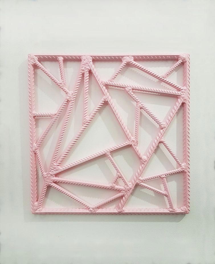 Королева сварки, русская Королева сварки, Александра Ивлева, сварщик и художник, сумочки из арматуры