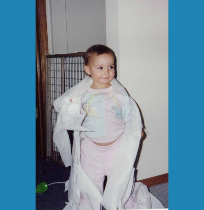 нельзя оставлять детей одних, дети одни дома 