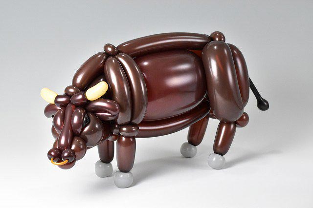 животные из шариков, реалистичные животные из шариков, детализированные животные из шариков, насекомые из шариков