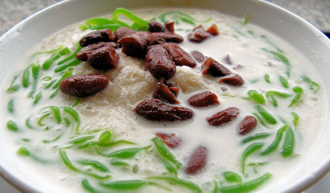 15 сомнительных деликатесов из разных стран мира, которые туристам покажутся странными странные деликатесы, национальные десерты