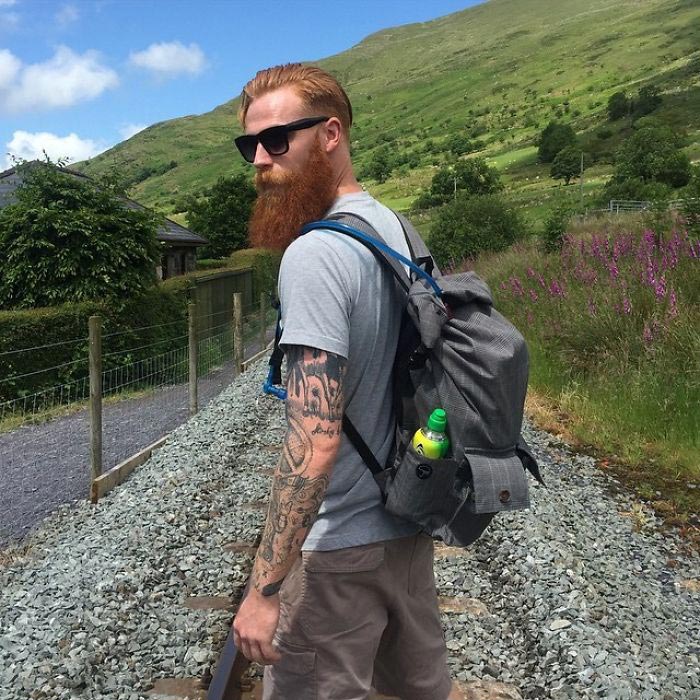 Барбер убедил этого парня отрастить бороду, Гвилим Пью, Gwilym Pugh