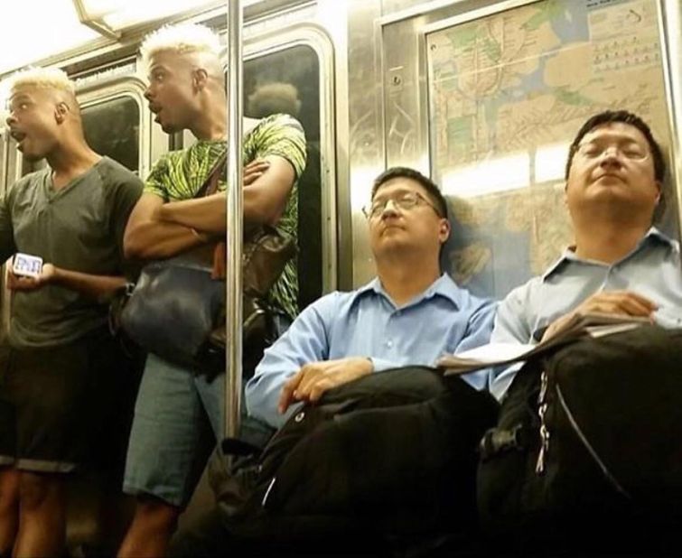 люди встретили своих двойников, люди и их доппельгангеры,люди встретили доппельгангеров, случайно встретили двойников