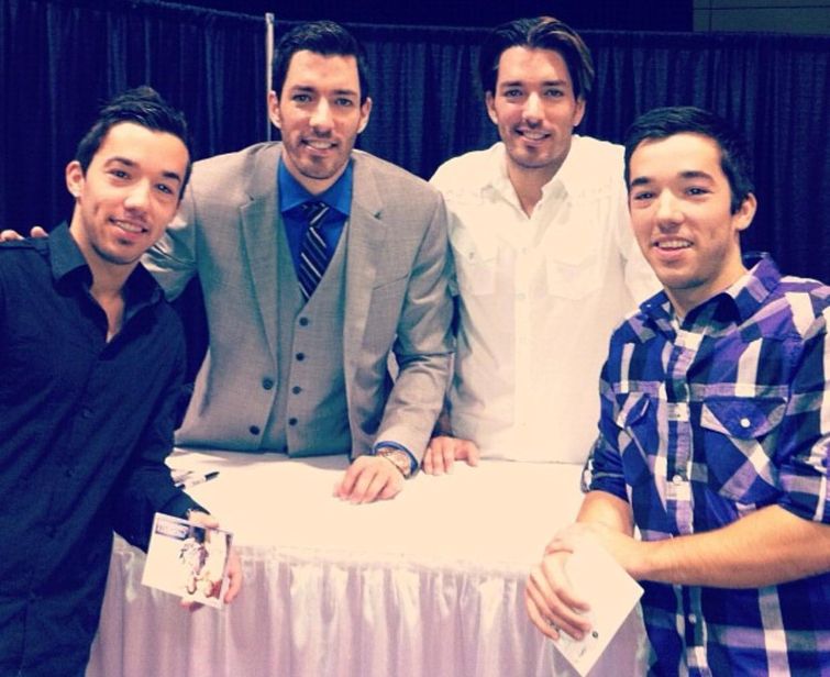 люди встретили своих двойников, люди и их доппельгангеры,люди встретили доппельгангеров, случайно встретили двойников