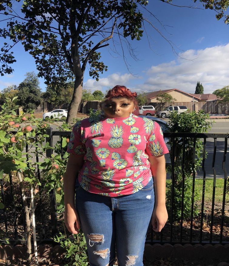 Папа хотел красиво сфотографировать свою дочь, но у него вышел абсурдный мутант папа сфотографировал дочь, папа сделал панорамное фото дочери, смешное панорамное фото