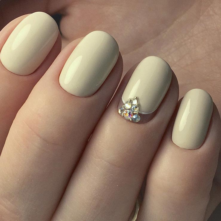 модный маникюр этого сезона, геометрический маникюр 