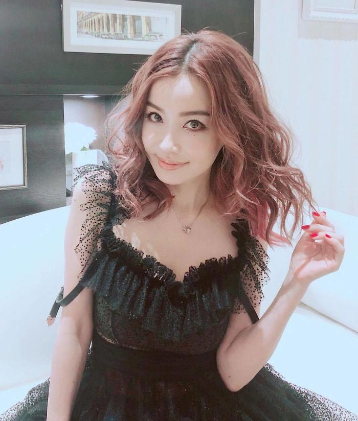 японская модель раскрыла свой настоящий возраст, Риса Хирако, Risa Hirako