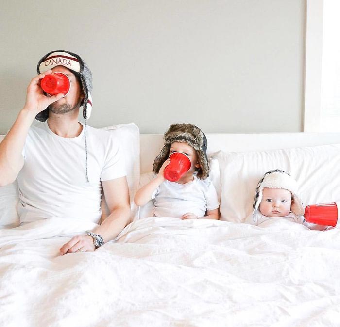 мама создала смешную серию фотографий со своей семьей, Кейт Вейланд