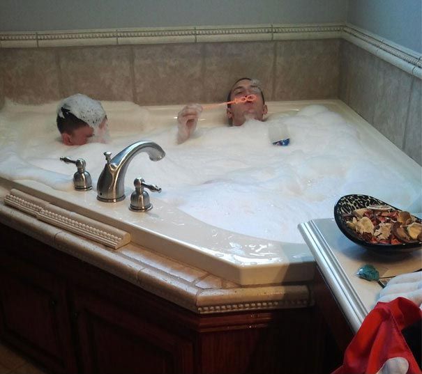 мужчины большие дети, мужчины не взрослеют, мужчины ведут себя как дети, мужчины ведут себя как маленькие