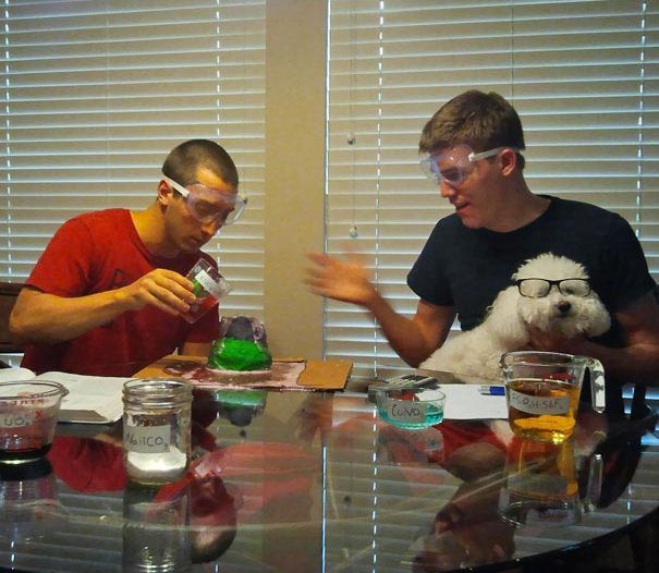 мужчины большие дети, мужчины не взрослеют, мужчины ведут себя как дети, мужчины ведут себя как маленькие