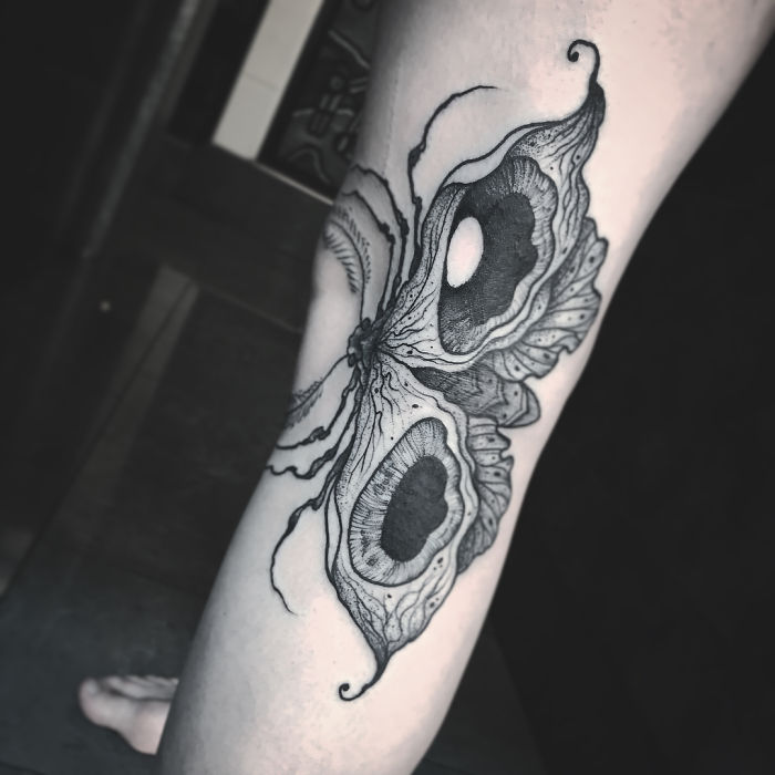 татуировки раскрывают всю свою мощь если выпрямить ногу или руку, Век Ван Хиллик, Vek Van Hillik