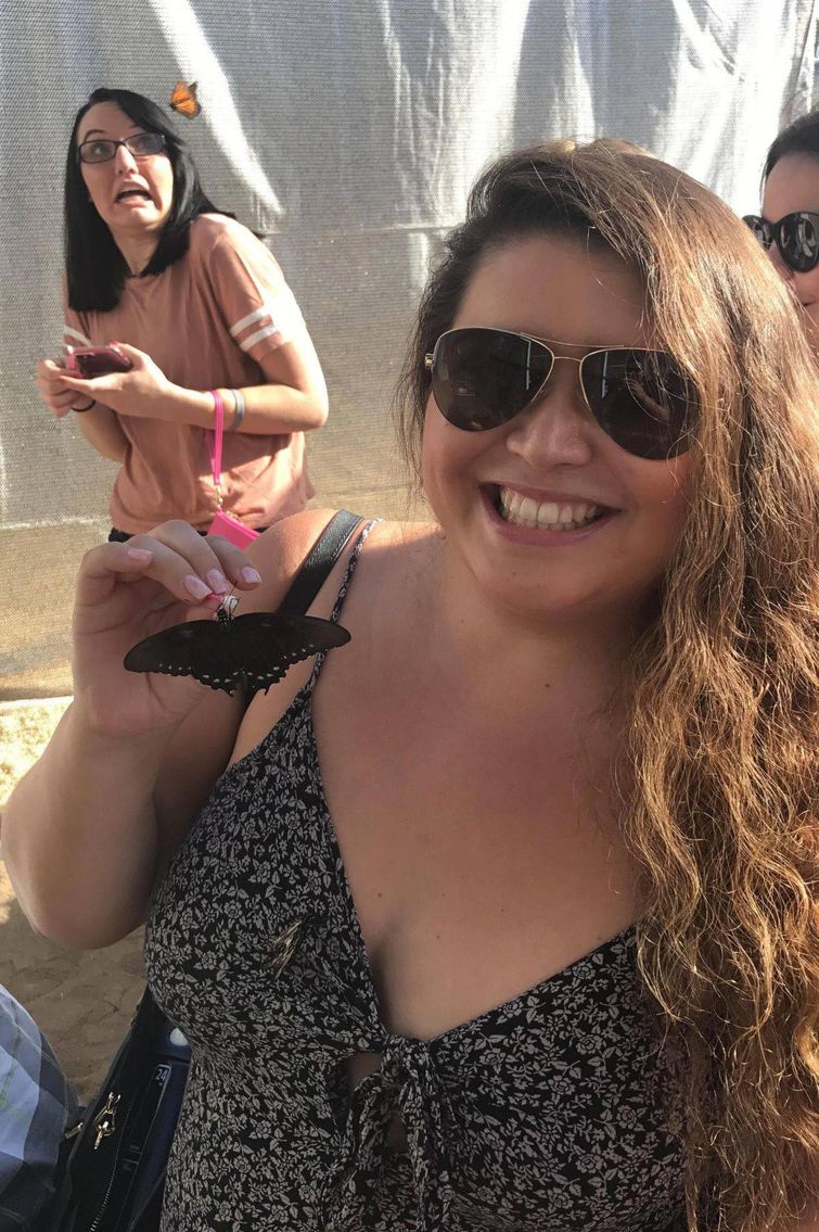 30 смешных фотографий, в которых всё самое интересное происходит на фоне смешной фон на фото, на фото главное фон, интересный фон на фото