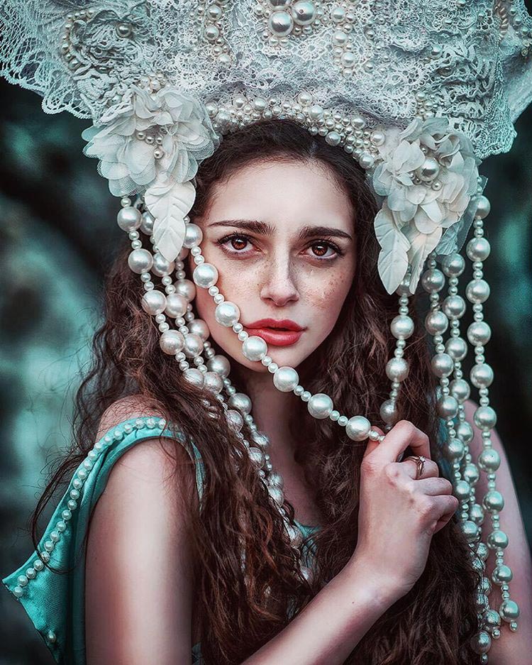 российский фотограф заставляет по-новому взглянуть на принцесс из русских сказок,  Мария Липина