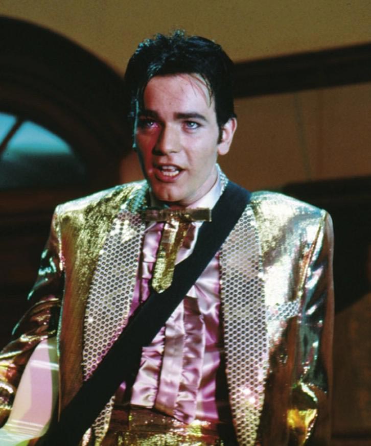 первые роли звёзд в кино, первые фильмы известных актеров, дебютные роли