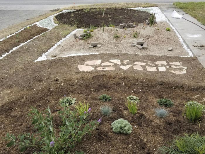 вырастил  сад в память о жене, посадил сад в память о погибшей жене