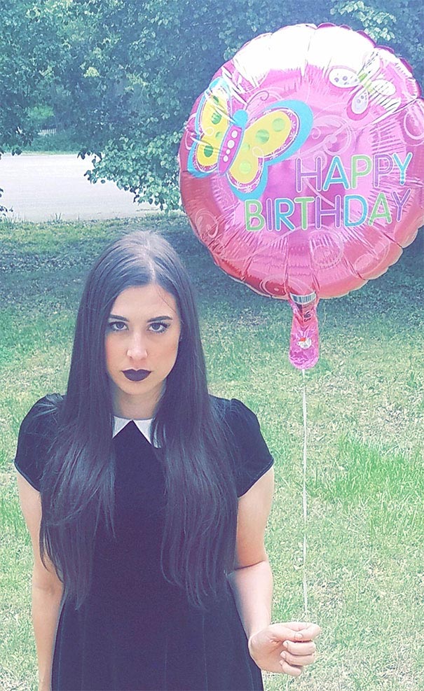 родители ведут себя со своими взрослыми детьми как с маленькими, родители думают что их взрослые дети маленькие 