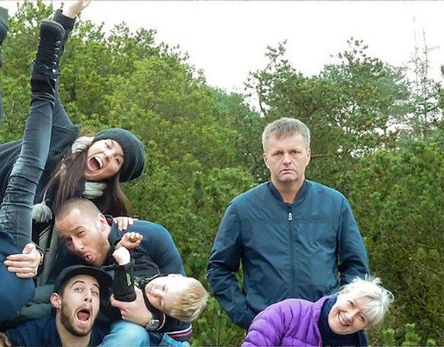 20 смешных и нелепых семейных фотографий или вот почему дети стесняются своих родителей нелепые семейные фотографии, смешные семейные фотографии, неловкие семейные фотографии