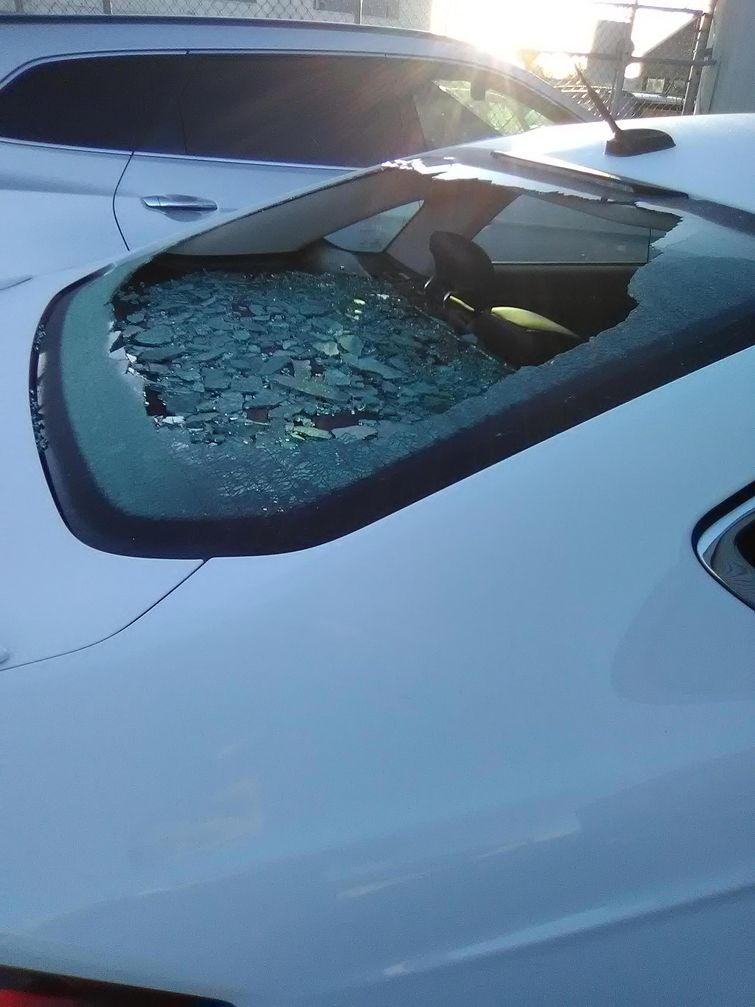 30 идиотов, которых надо держать как можно дальше от машин идиоты за рулём, идиоты и автомобили, смешные случаи с автомобилями, автомобильные приколы