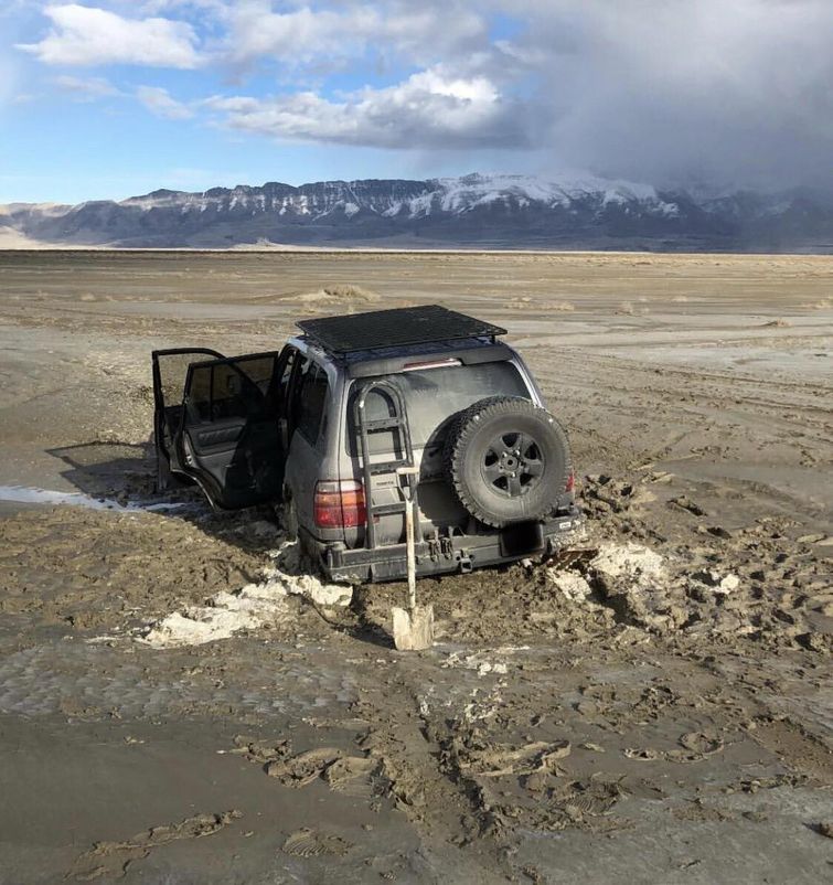 30 идиотов, которых надо держать как можно дальше от машин идиоты за рулём, идиоты и автомобили, смешные случаи с автомобилями, автомобильные приколы