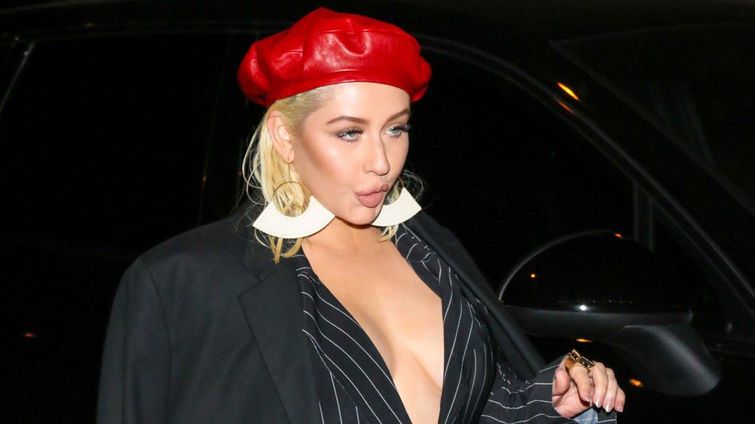 Кристина Агилера без макияжа, Кристина Агилера не узнать, Кристина Агилера на обложке журнала, Кристина Агилера обложка Paper