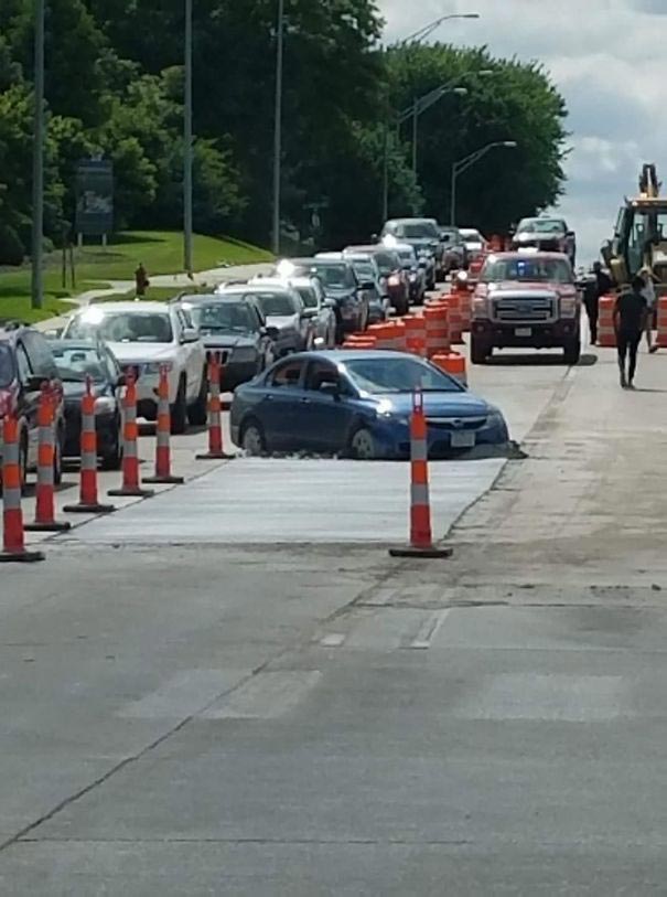 30 смешных случаев, когда не очень умные люди делали по-настоящему тупые вещи смешные случаи, смешные случаи с глупыми людьми, глупые люди