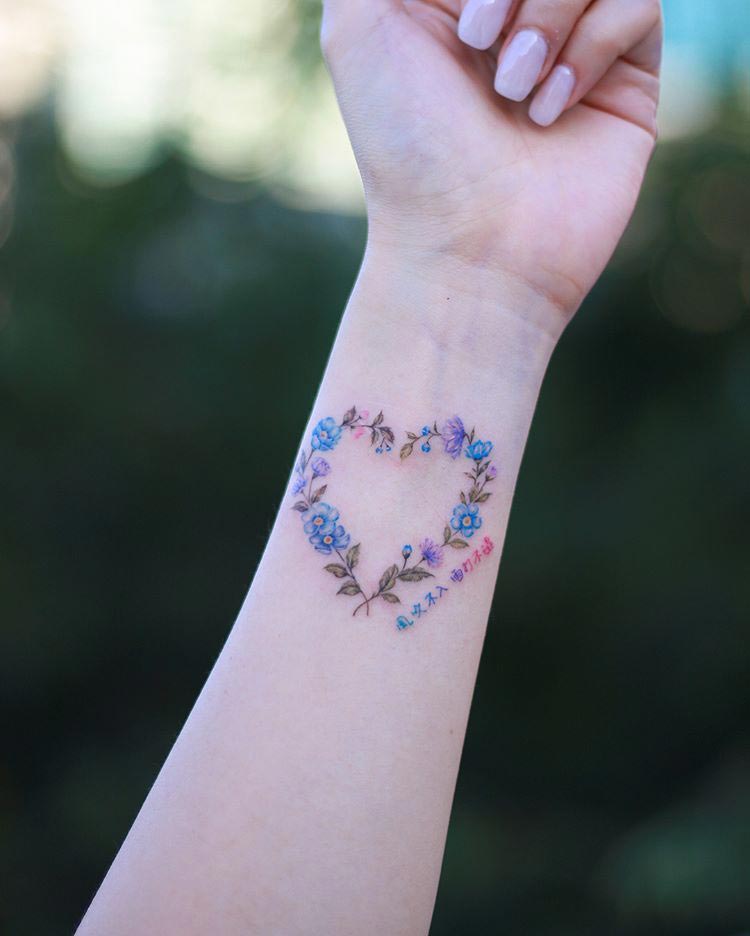 женственные татуировки, нежные татуировки 