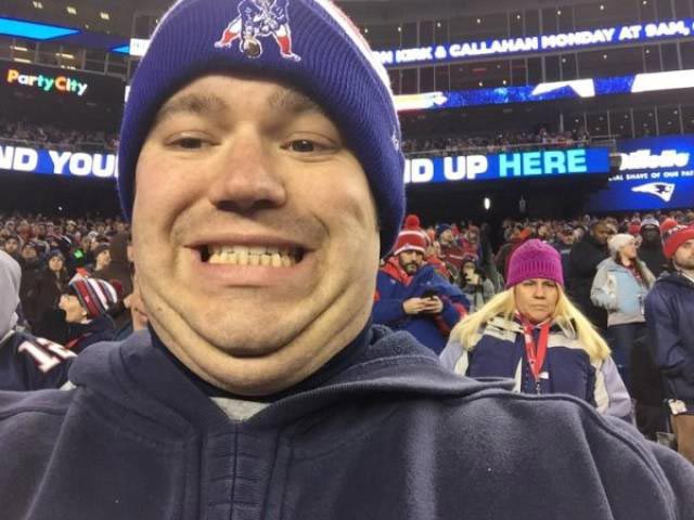 попросили незнакомца сфотографировать, доверять незнакомцам фотографировать, незнакомцы сфотографировали, смешные фото незнакомцев