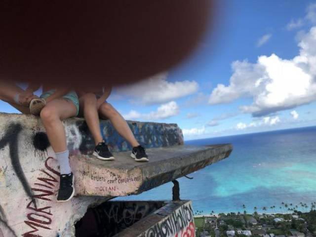 попросили незнакомца сфотографировать, доверять незнакомцам фотографировать, незнакомцы сфотографировали, смешные фото незнакомцев