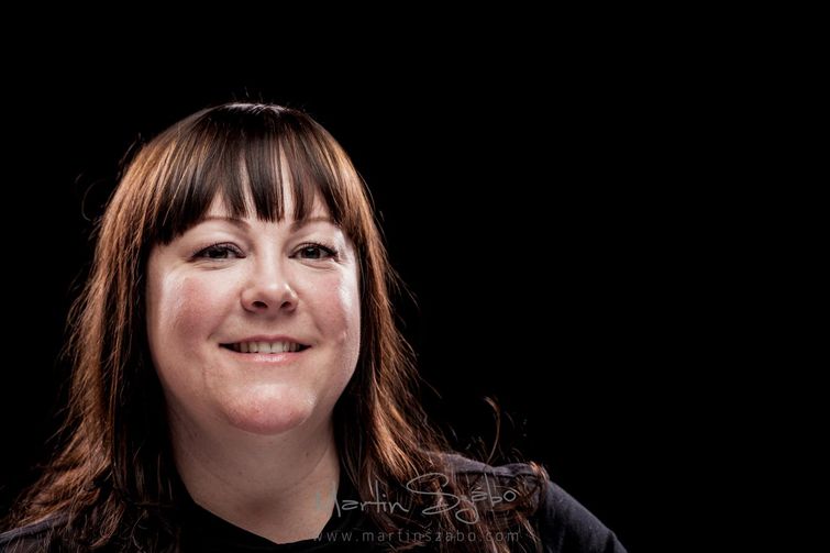 люди воздуходувка, воздуходувка в лицо, фотограф воздуходувка в лицо, фото людей поток воздуха