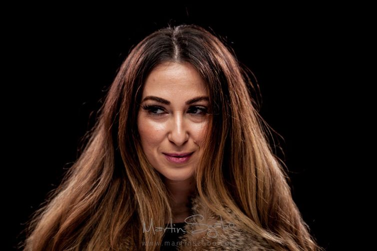 люди воздуходувка, воздуходувка в лицо, фотограф воздуходувка в лицо, фото людей поток воздуха