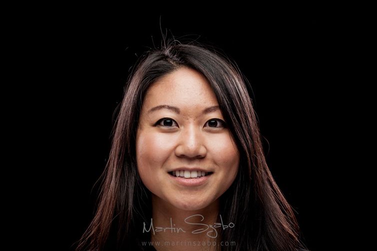 люди воздуходувка, воздуходувка в лицо, фотограф воздуходувка в лицо, фото людей поток воздуха