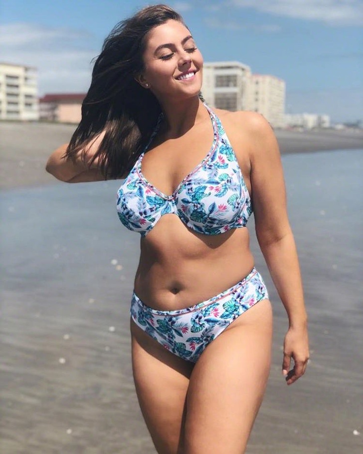 Как при помощи купальника скрыть недостатки фигуры, Как при помощи купальника  подчеркнуть достоинства фигуры