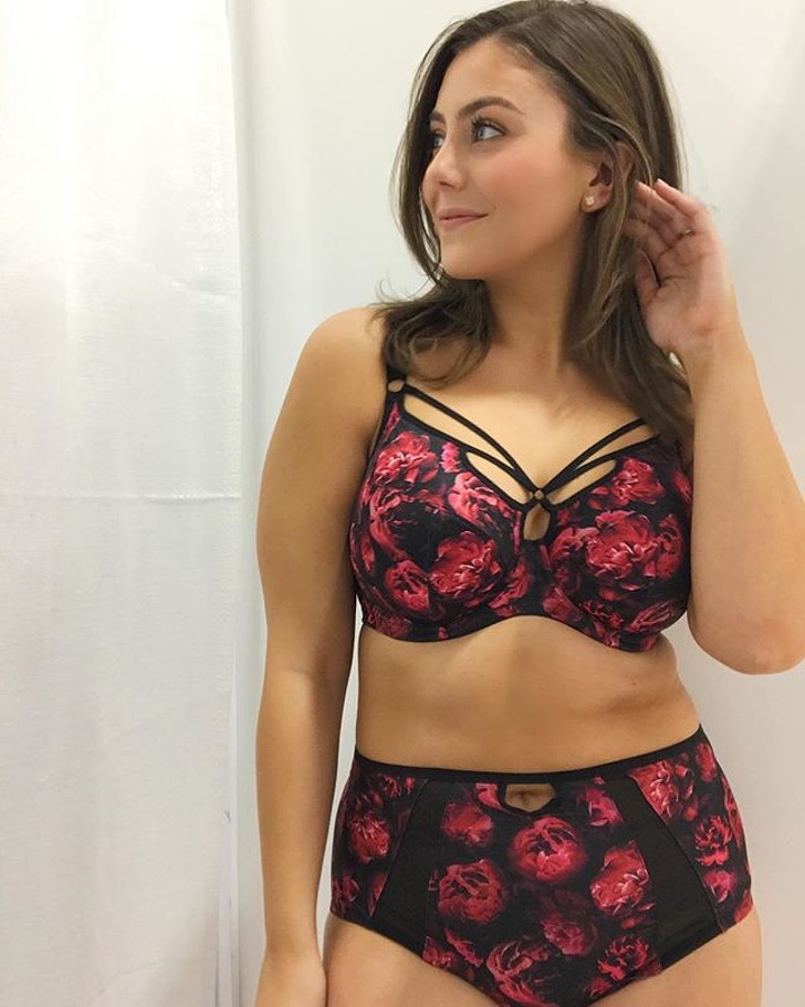 Как при помощи купальника скрыть недостатки фигуры, Как при помощи купальника  подчеркнуть достоинства фигуры