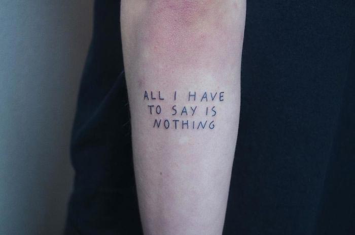 Монти Рихтгофен, татуировки вслепую, Мэйсон Хефнер, татуировки фразы