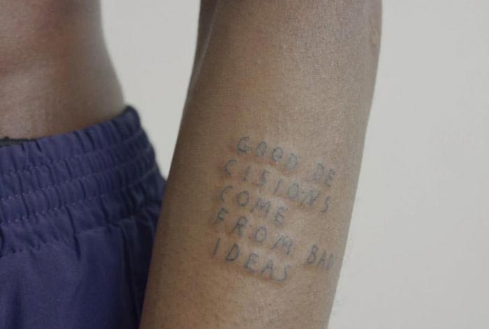 Монти Рихтгофен, татуировки вслепую, Мэйсон Хефнер, татуировки фразы