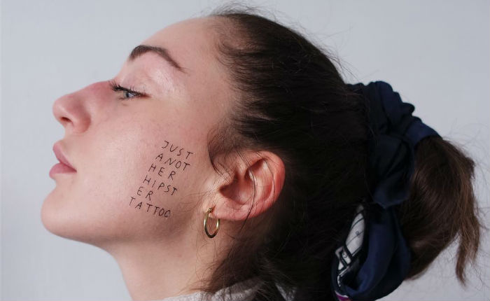 Монти Рихтгофен, татуировки вслепую, Мэйсон Хефнер, татуировки фразы