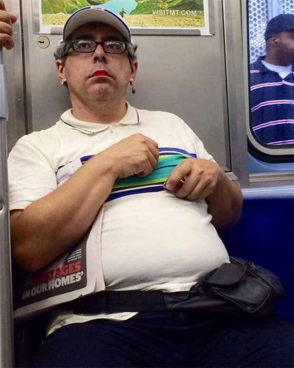 25 странных людей и необычных вещей, которые можно встретить в метро странные люди в метро, необычные вещи которые можно встретить в метро