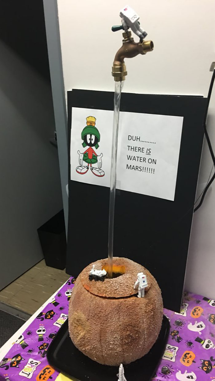 30 хэллоуинских тыкв, вырезанных инженерами НАСА (вот что значит технической подход) хэллоуинские тыквы вырезанные инженерами НАСА, неофициальный конкурс резьбы по тыкве