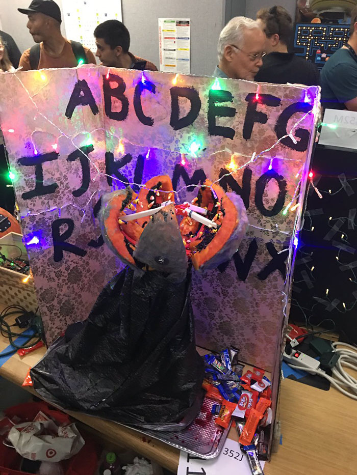 30 хэллоуинских тыкв, вырезанных инженерами НАСА (вот что значит технической подход) хэллоуинские тыквы вырезанные инженерами НАСА, неофициальный конкурс резьбы по тыкве