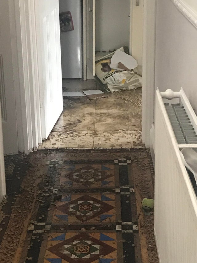 04-12-12-1619773966876024573