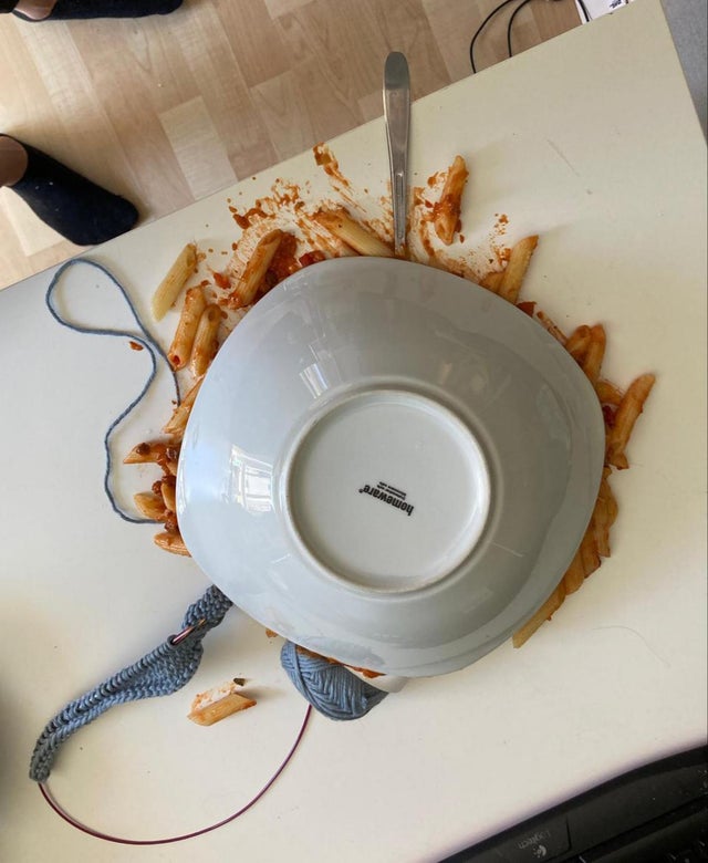 04-12-13-1619773983429211902