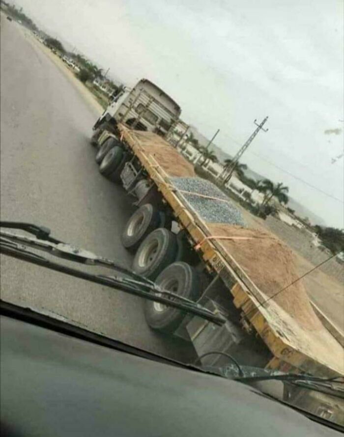 04-12-29-1619083750426343080