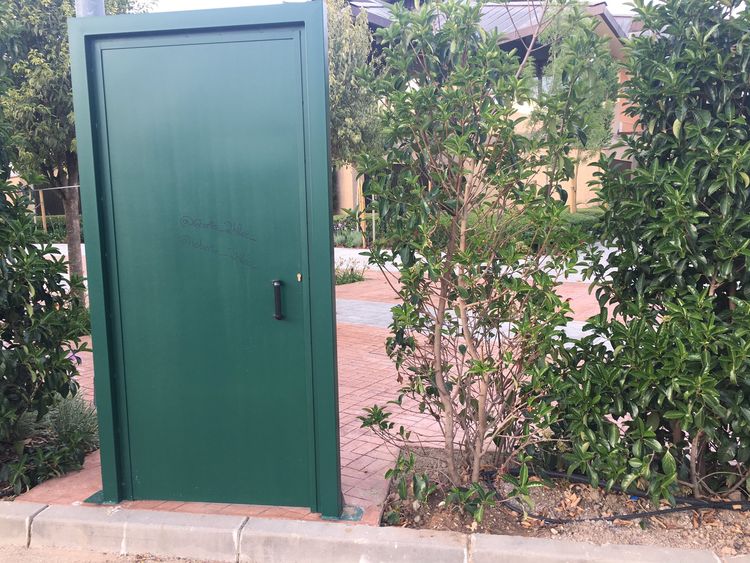 04-12-31-16190838821244469441