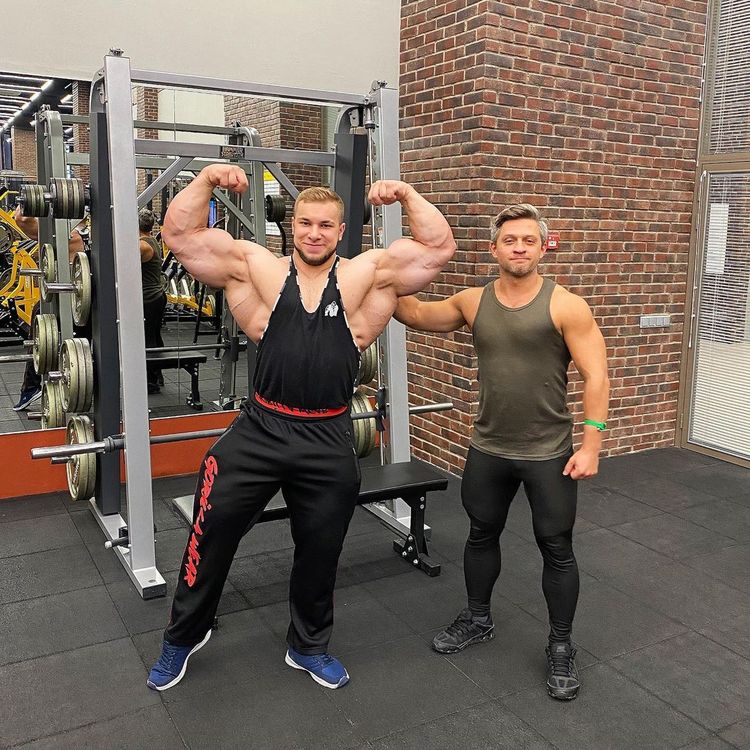 04-12-35-1619602555612494448