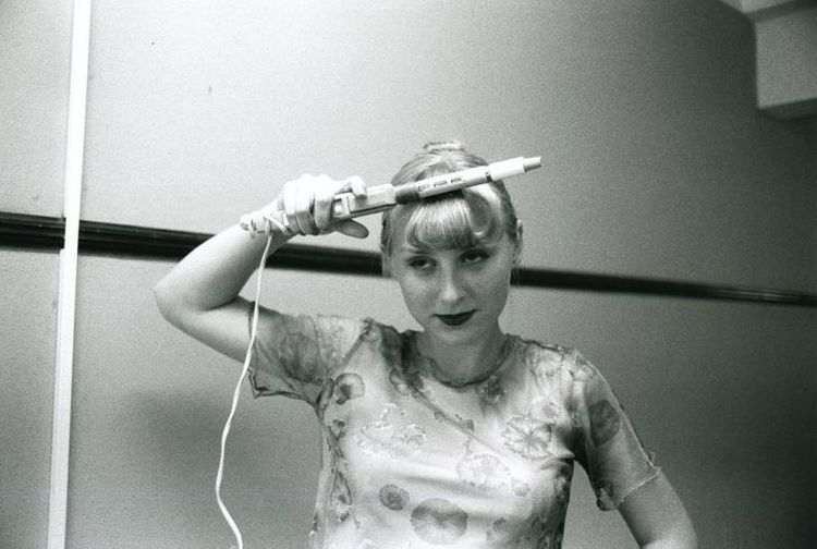 04-13-18-16184819042114376393