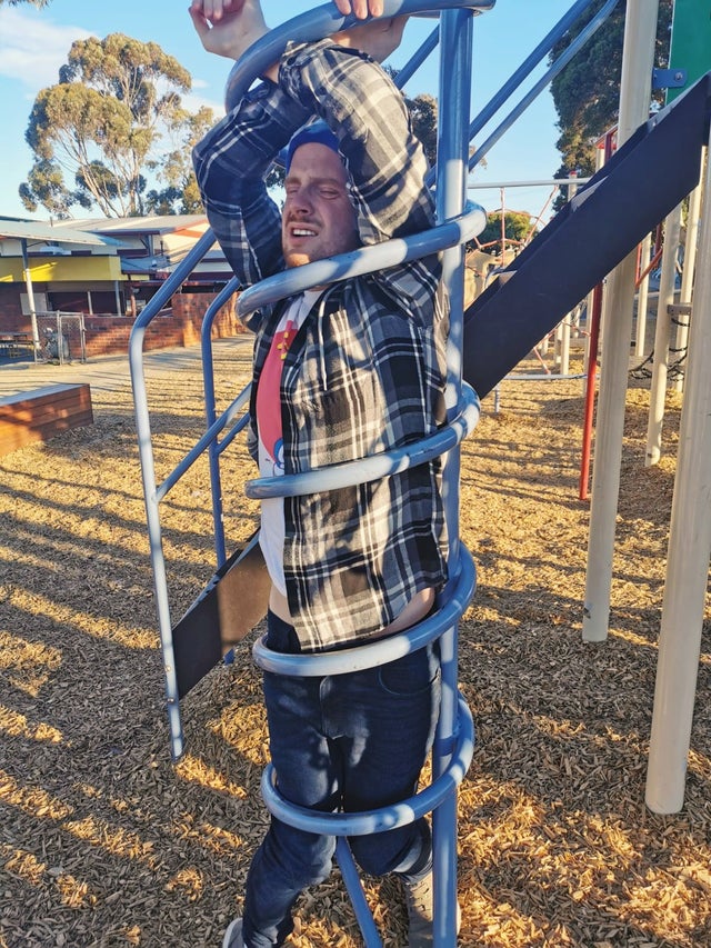 04-15-03-16190930281258501274